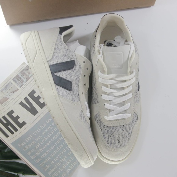 Veja Shoes - Veja V-10 Flannel Cream Black Wool Women's Sneakers 003342 sz 7Womens/5.5 Youth